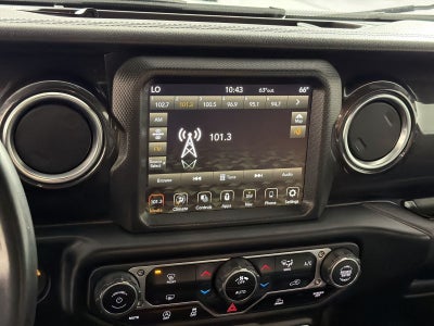 2022 Jeep Wrangler Unlimited Sahara Altitude