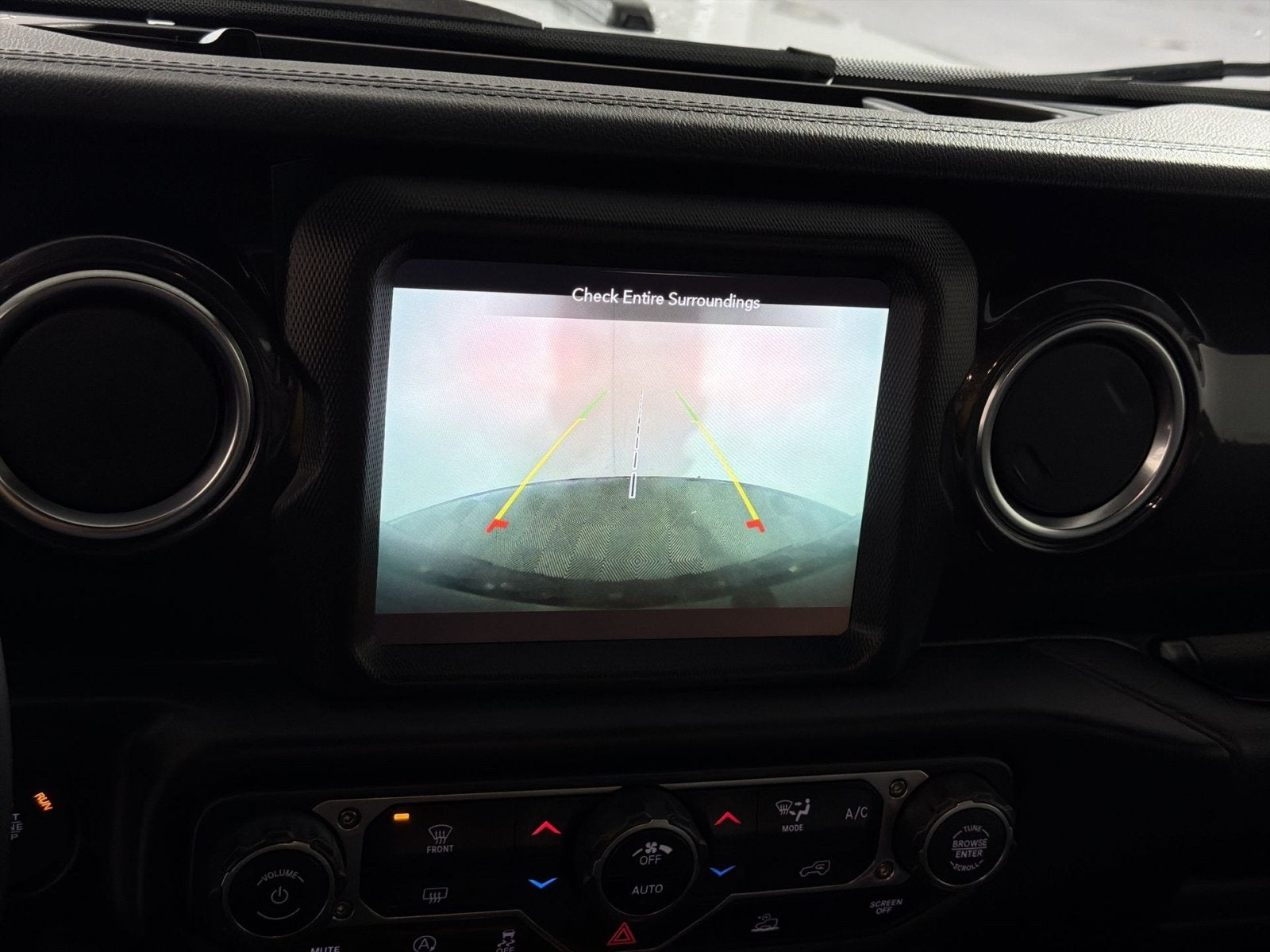 2022 Jeep Wrangler Unlimited Sahara Altitude
