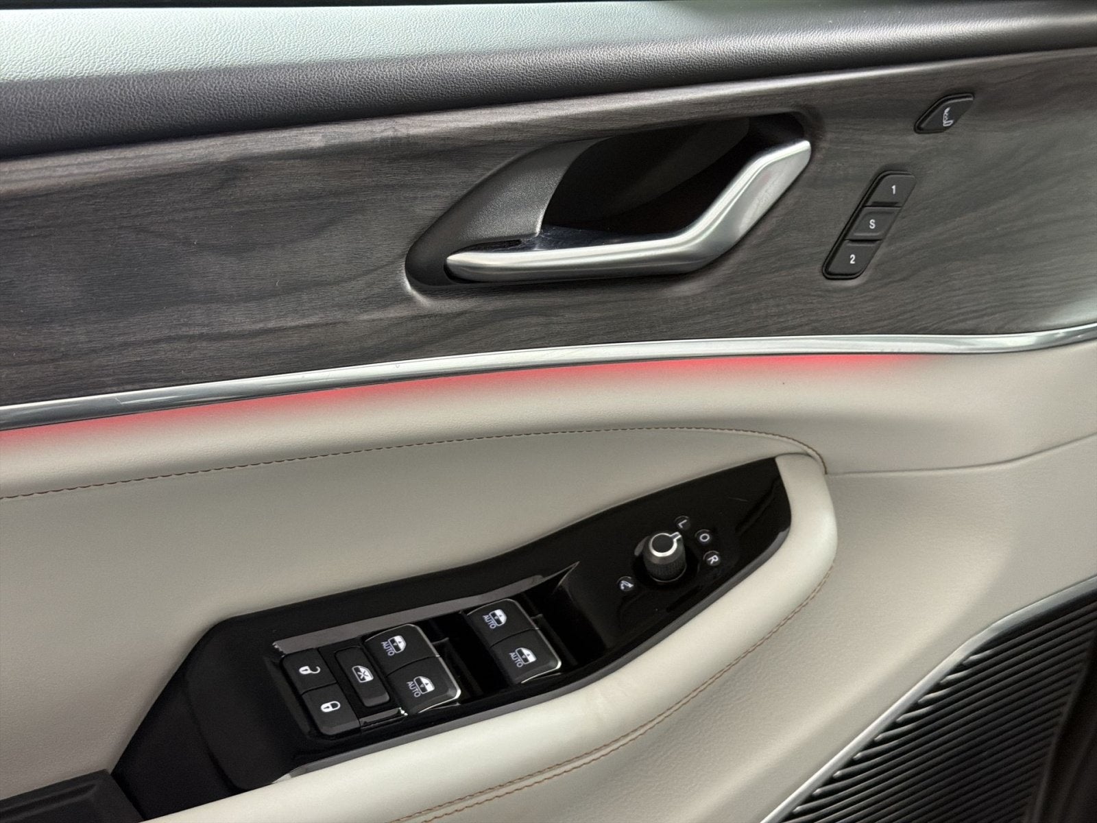 2022 Jeep Grand Cherokee L Overland