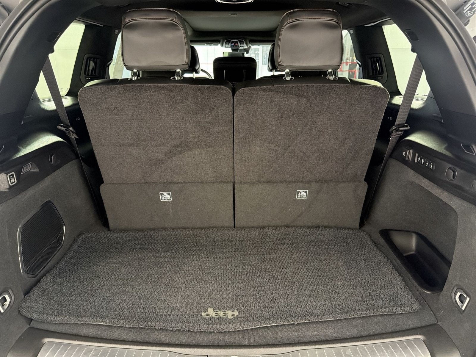 2023 Jeep Grand Cherokee L Summit Reserve