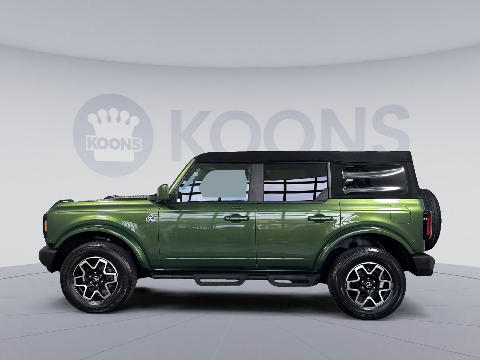 2023 Ford Bronco Base