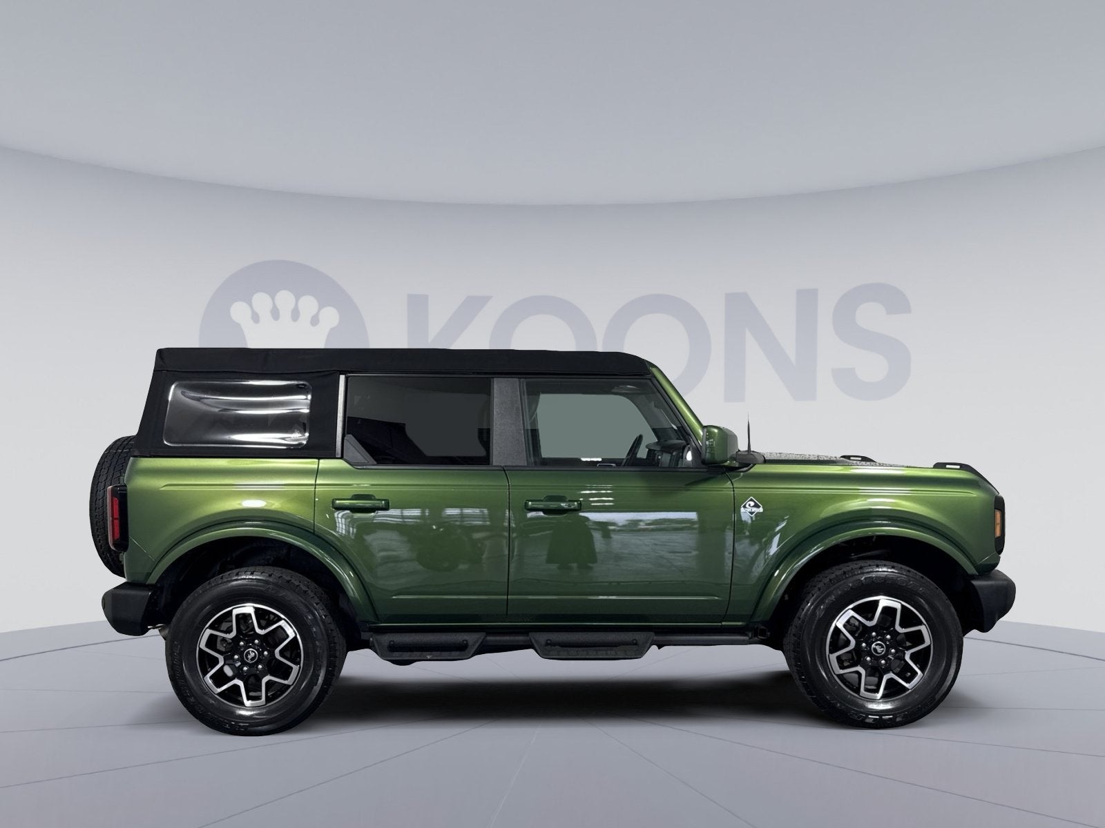 2023 Ford Bronco Base