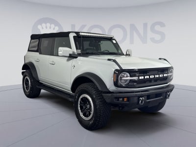 2022 Ford Bronco Base