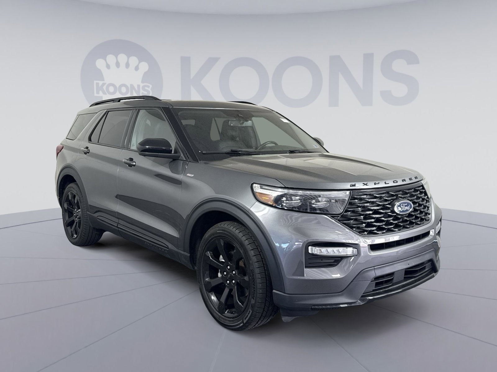 2023 Ford Explorer ST-Line
