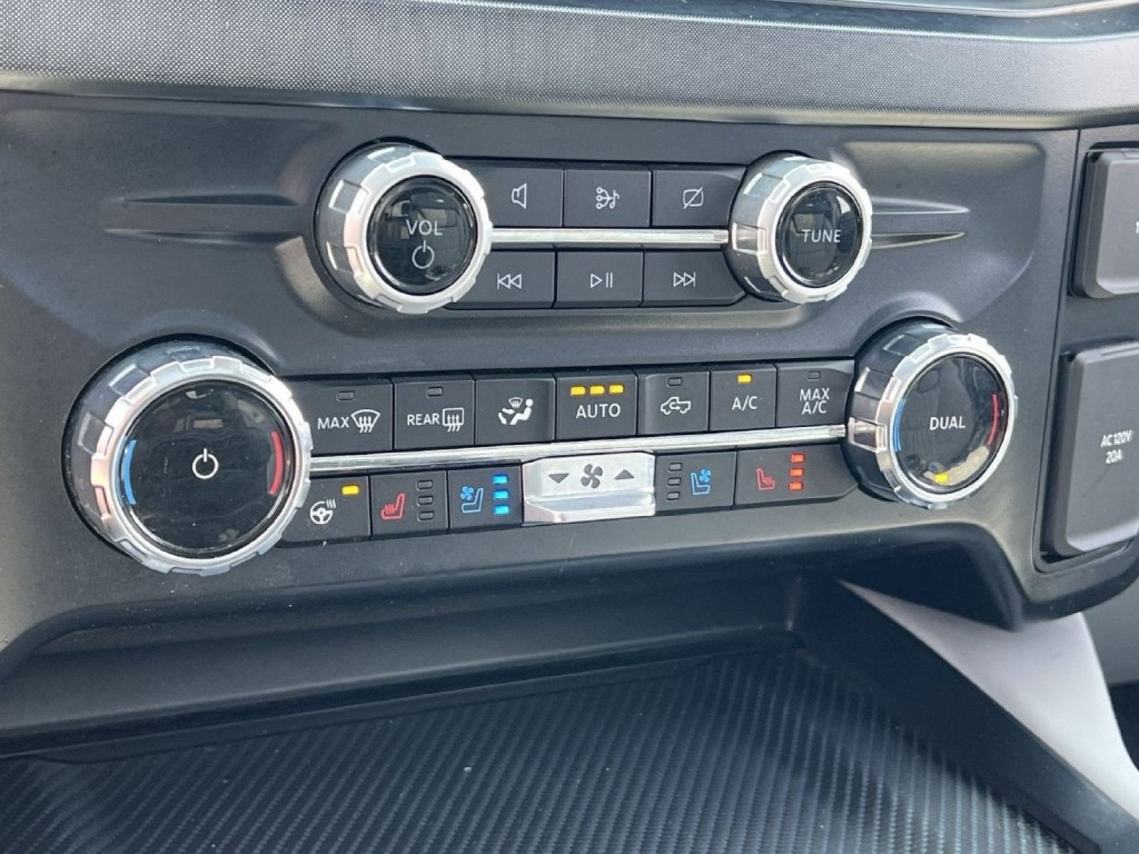 2024 Ford Super Duty F-450 DRW XL