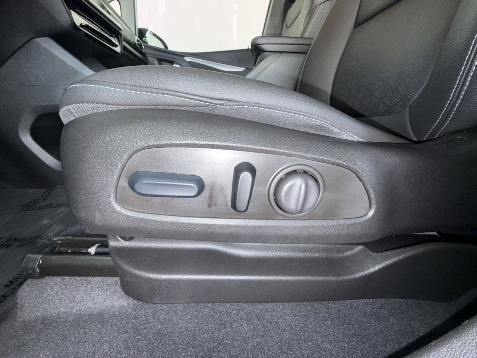 2023 Chevrolet Bolt EV 2LT