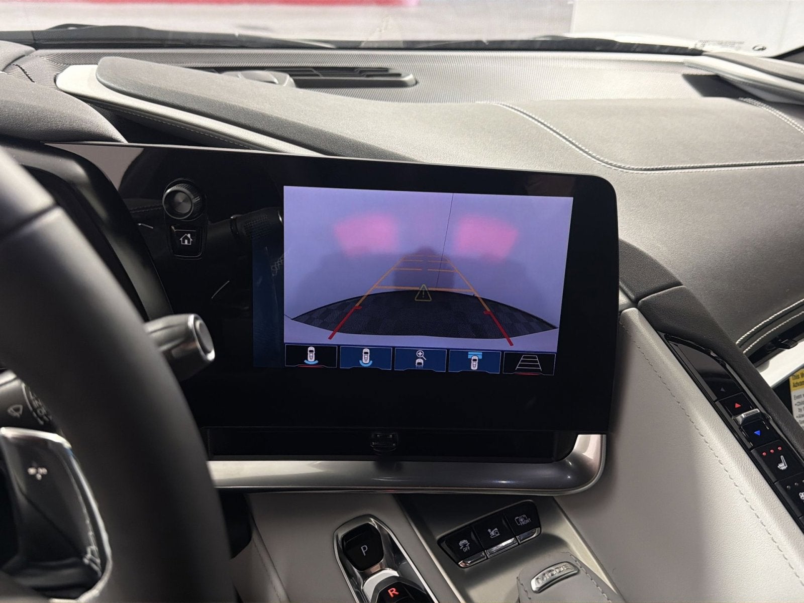 2025 Chevrolet Corvette E-Ray 2LZ