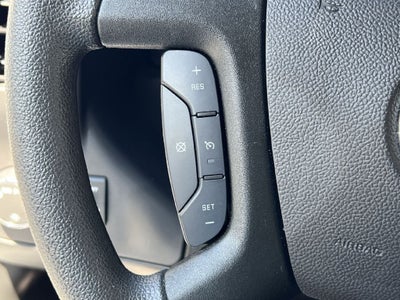 2025 Chevrolet Express Passenger 1LT