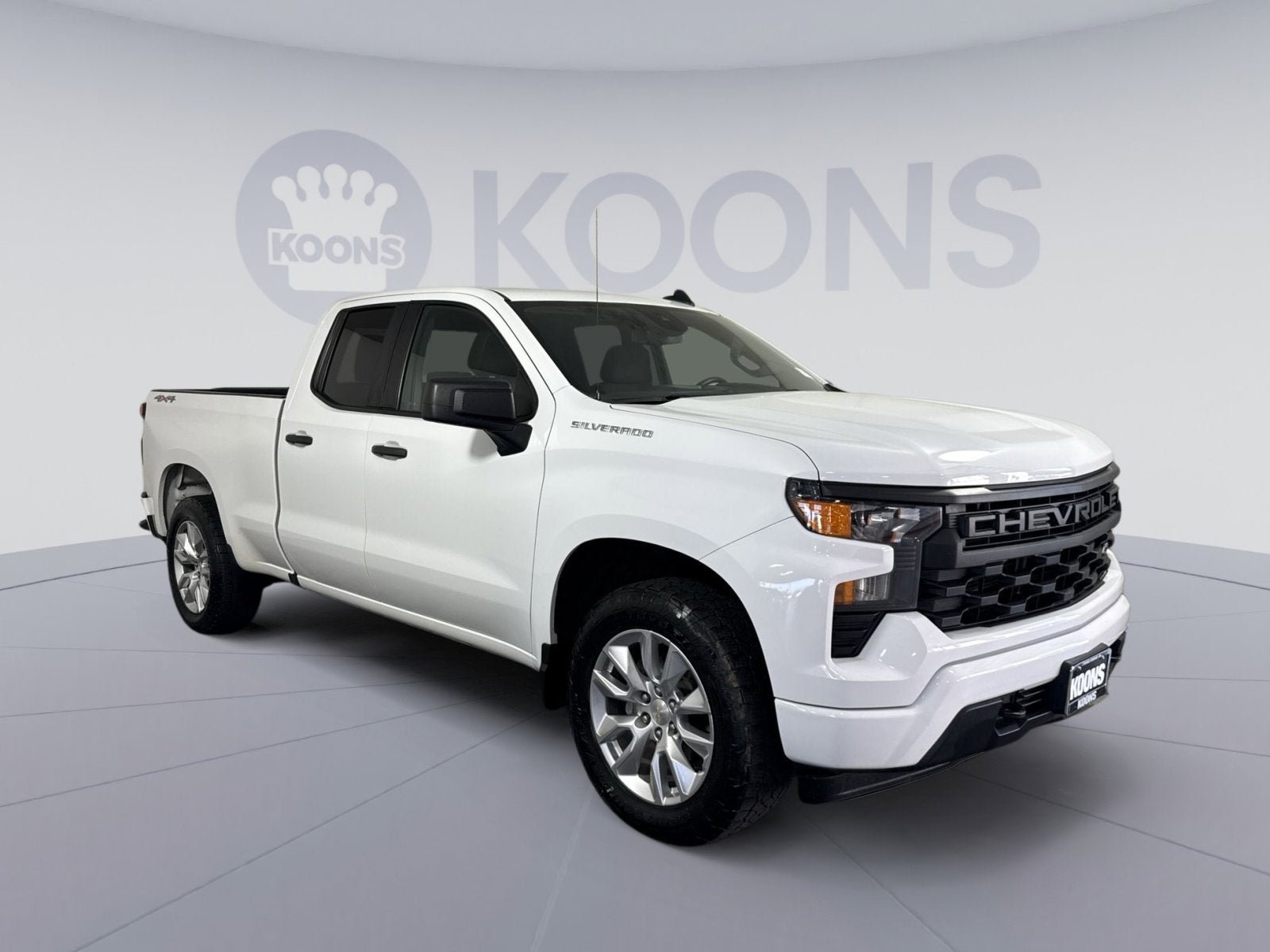 2023 Chevrolet Silverado 1500 Custom