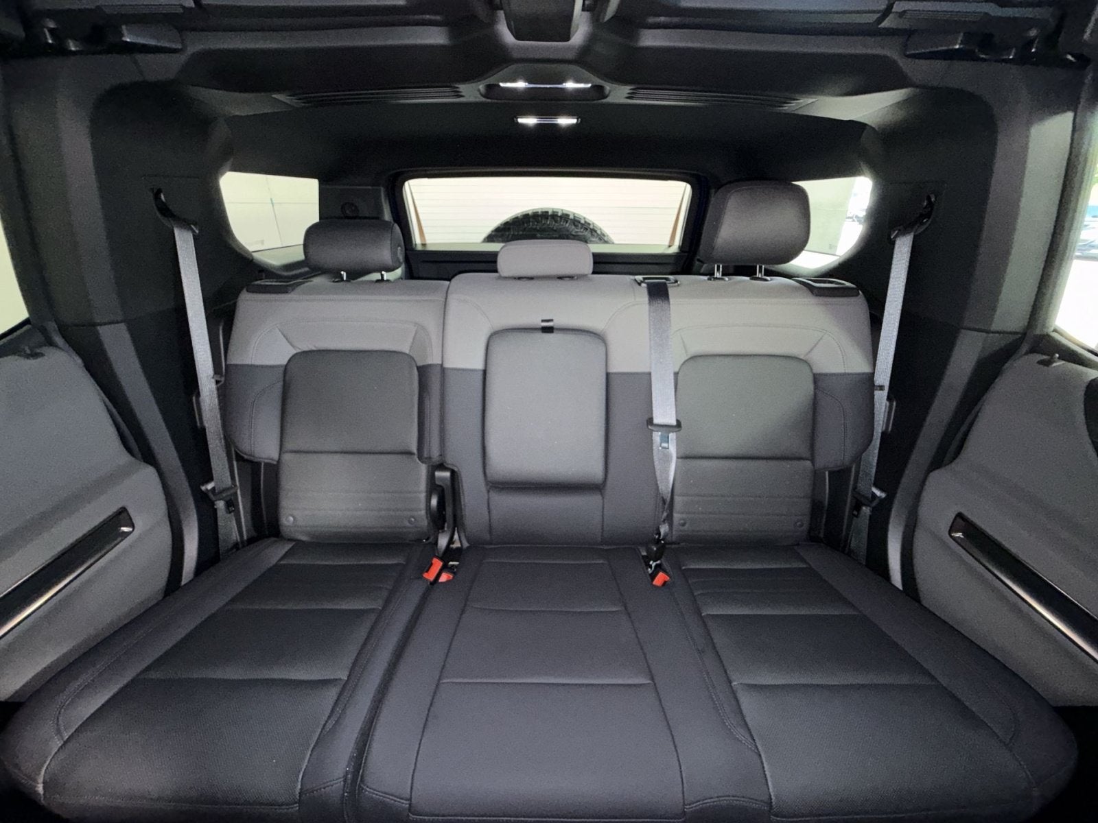 2024 GMC HUMMER EV SUV 2X