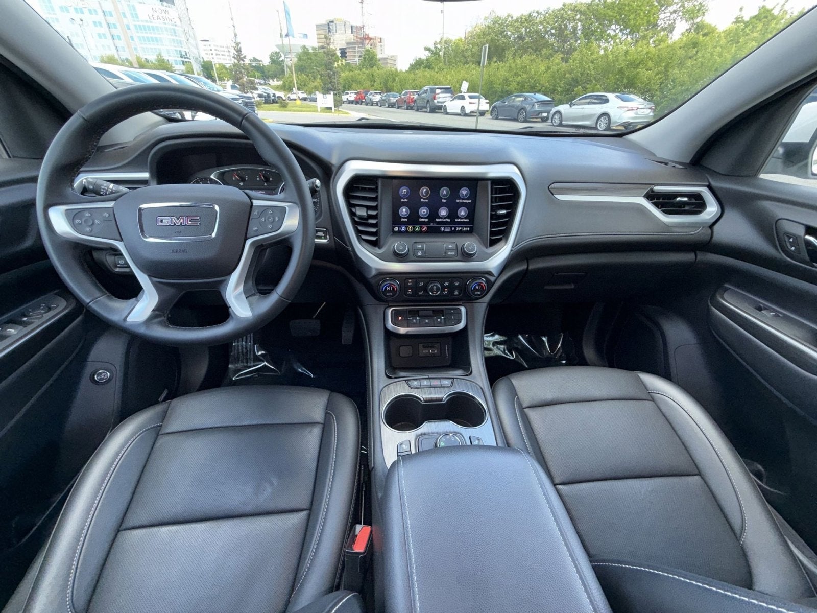 2023 GMC Acadia SLT