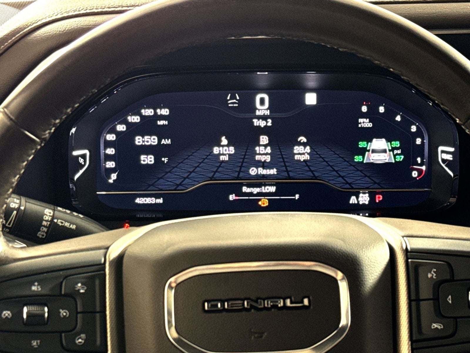 2022 GMC Yukon XL Denali