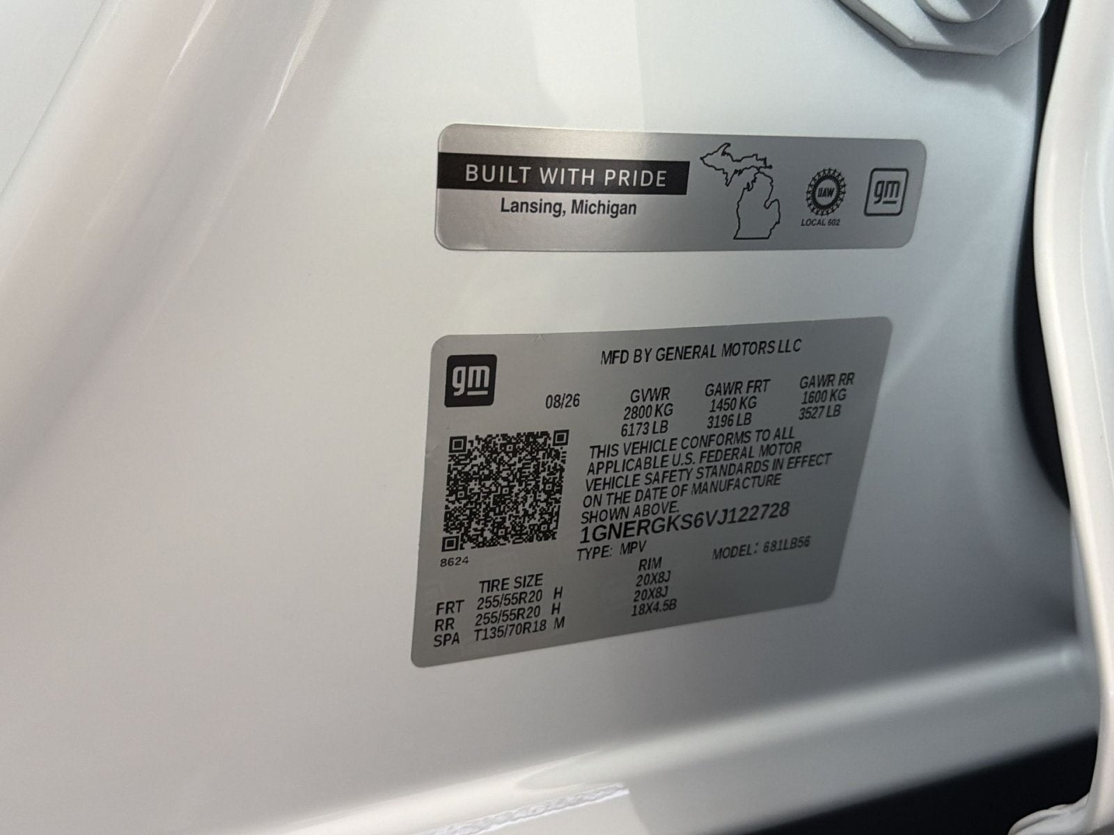 2027 Chevrolet Traverse LT