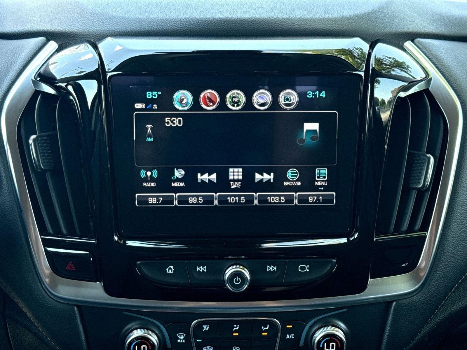 2018 Chevrolet Traverse LT Leather