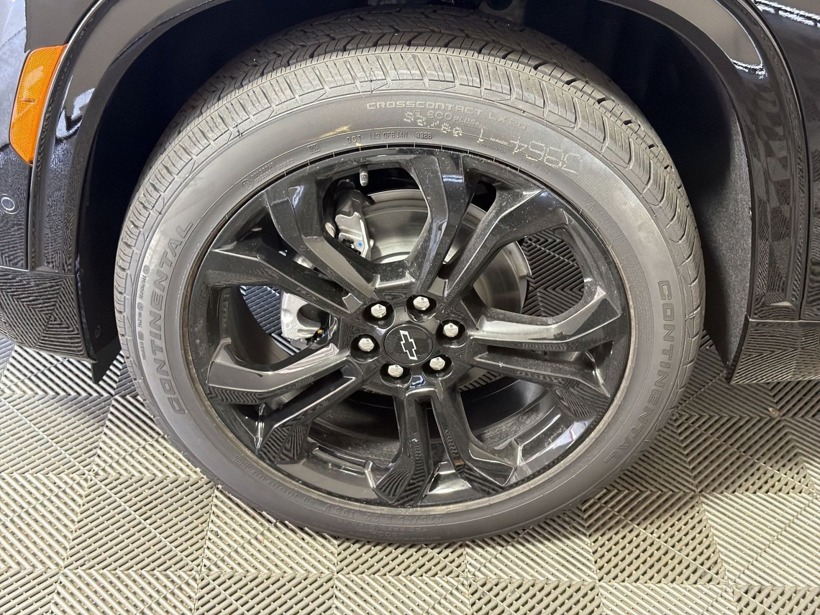2027 Chevrolet Traverse RS