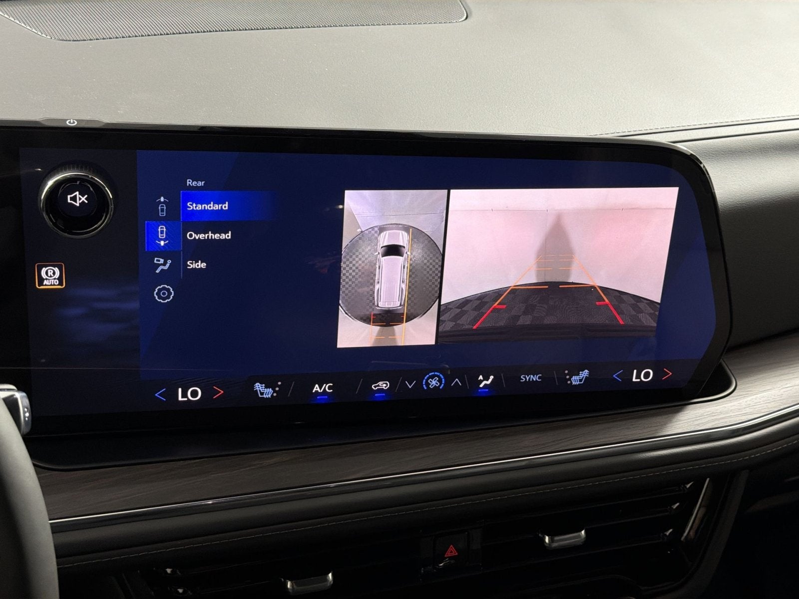 2026 Chevrolet Suburban Z71 - Photo 16