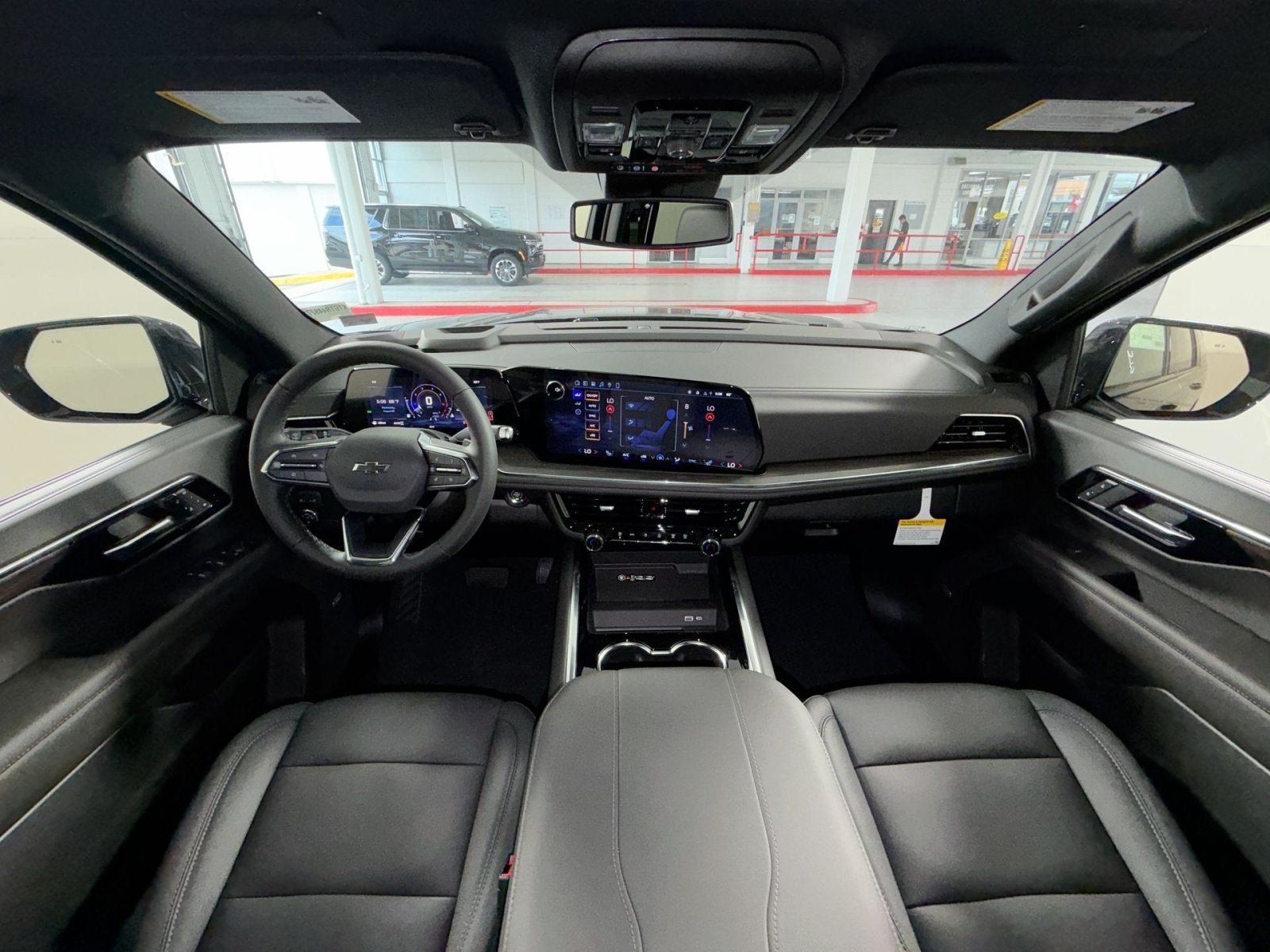 2026 Chevrolet Suburban Z71 - Photo 20