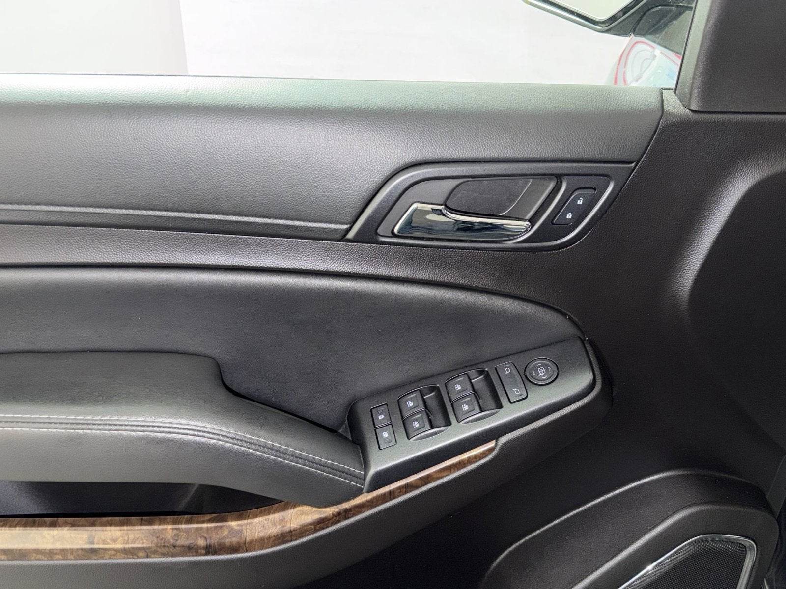 2016 Chevrolet Suburban LS