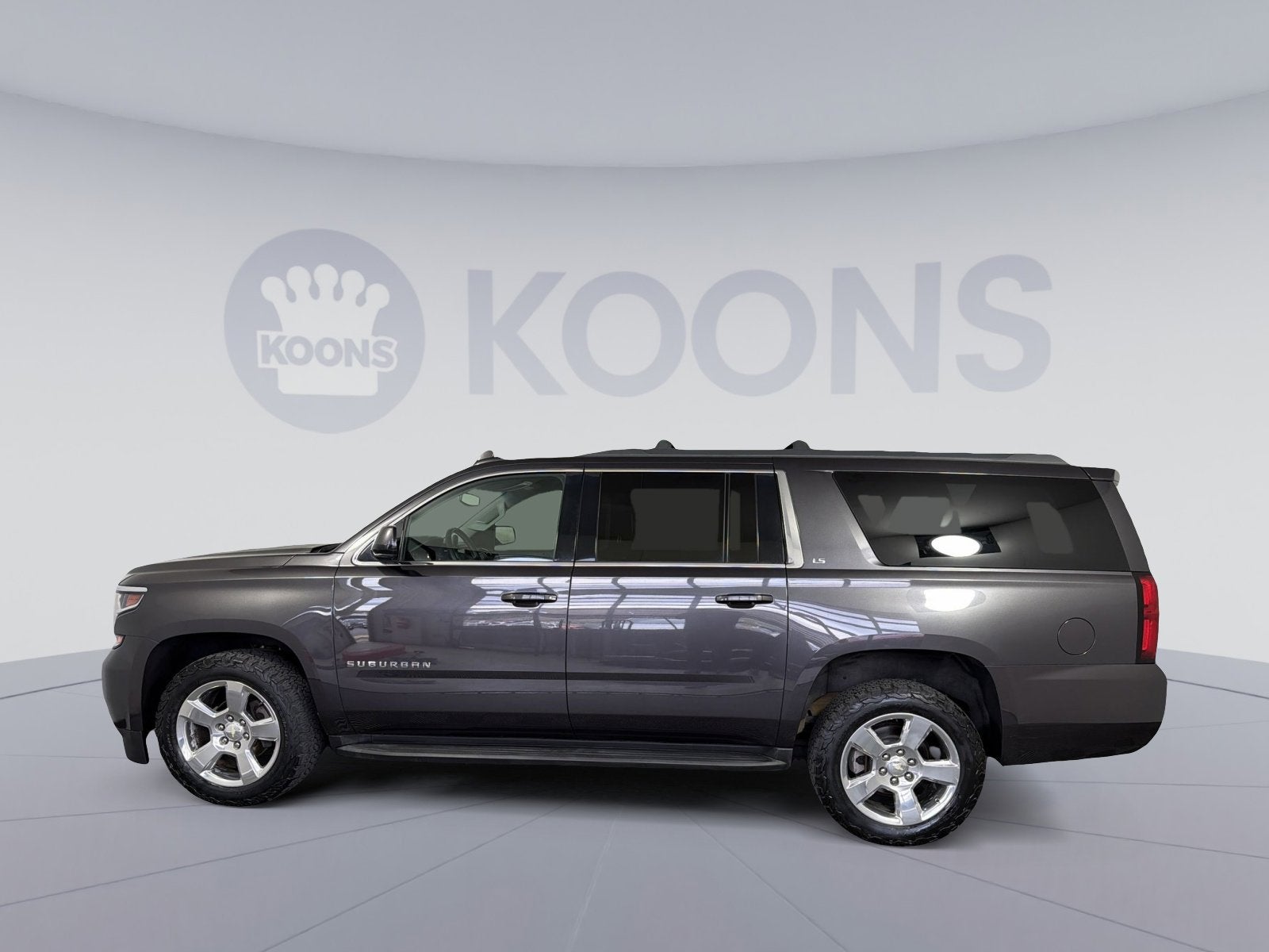 2016 Chevrolet Suburban LS