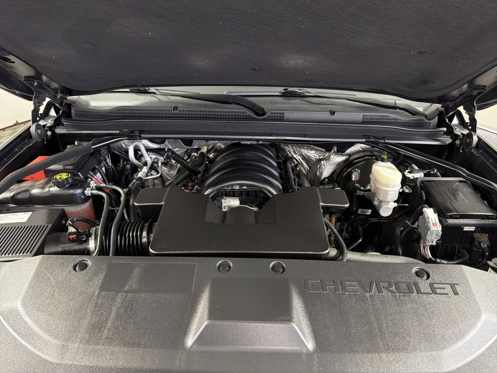 2016 Chevrolet Suburban LS