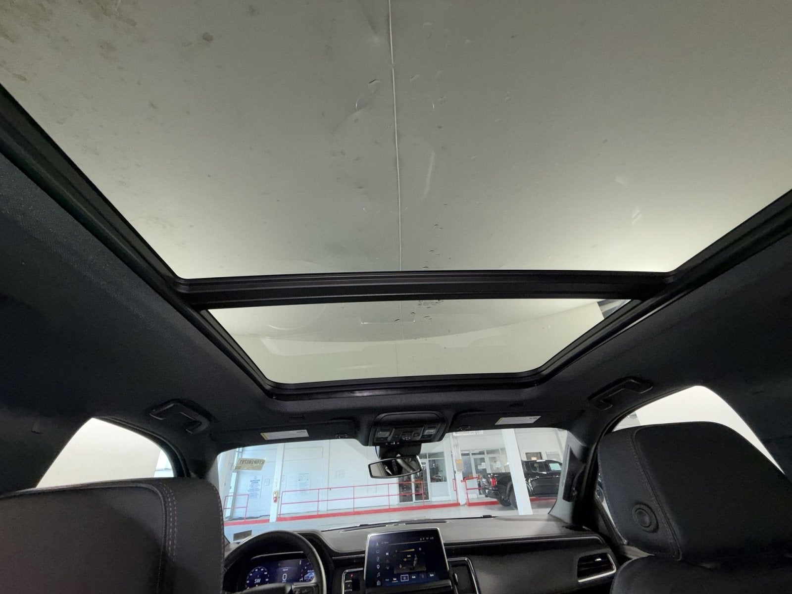 2024 Chevrolet Suburban RST