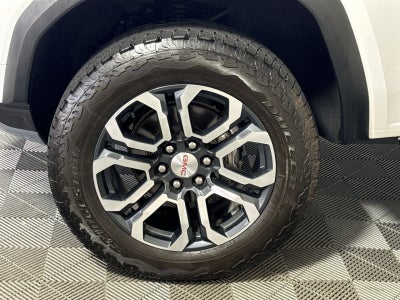 2024 GMC Canyon AT4