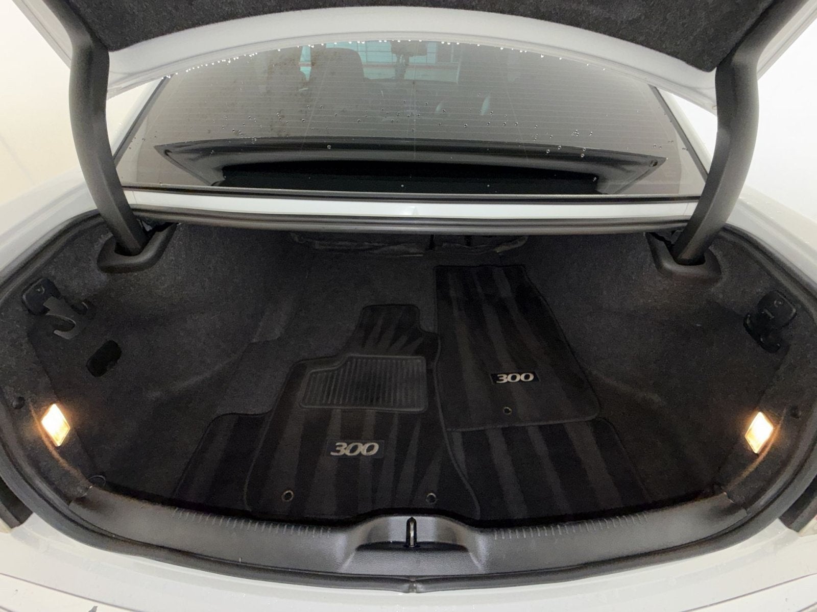 2015 Chrysler 300 Limited