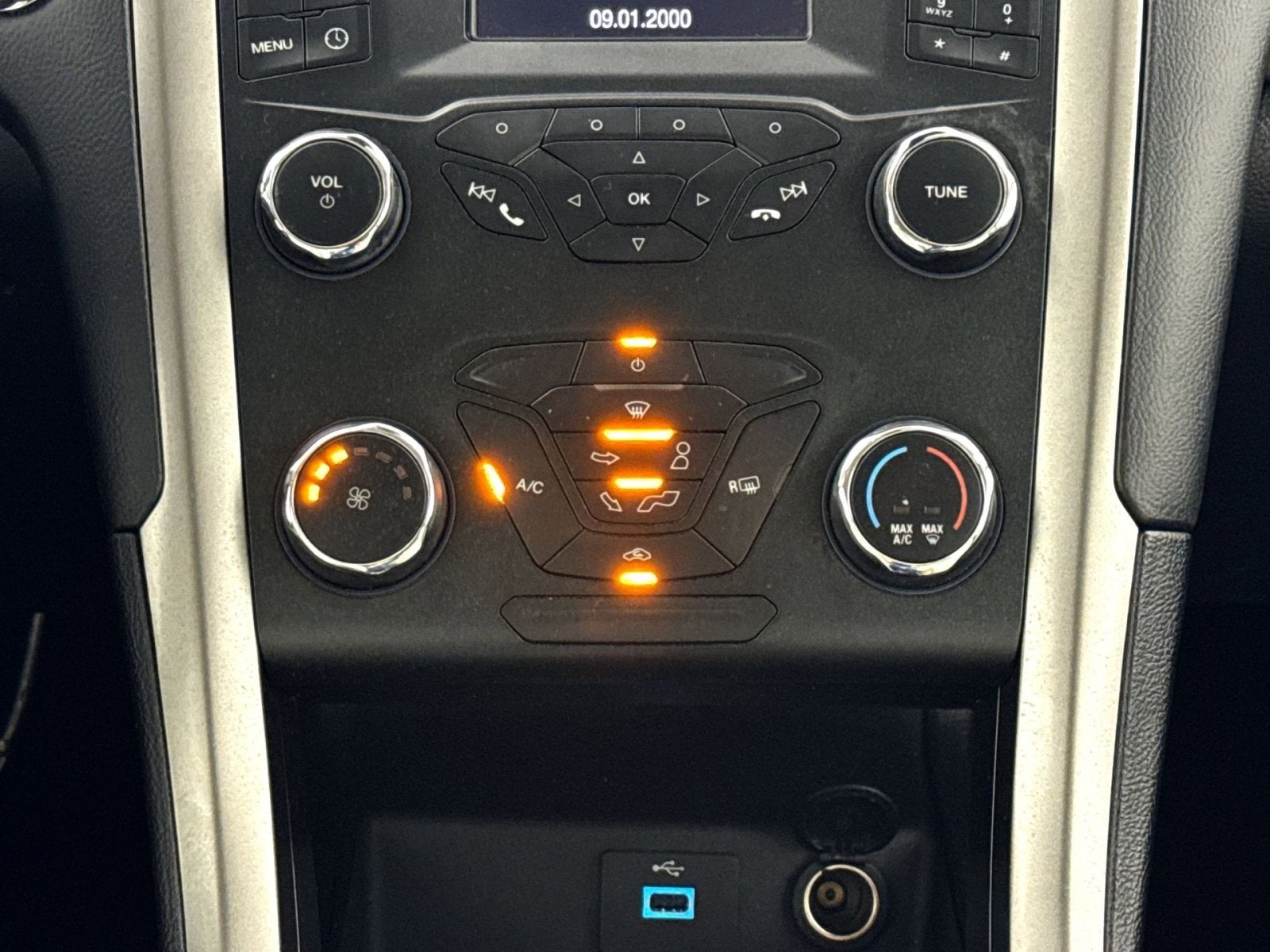 2019 Ford Fusion S