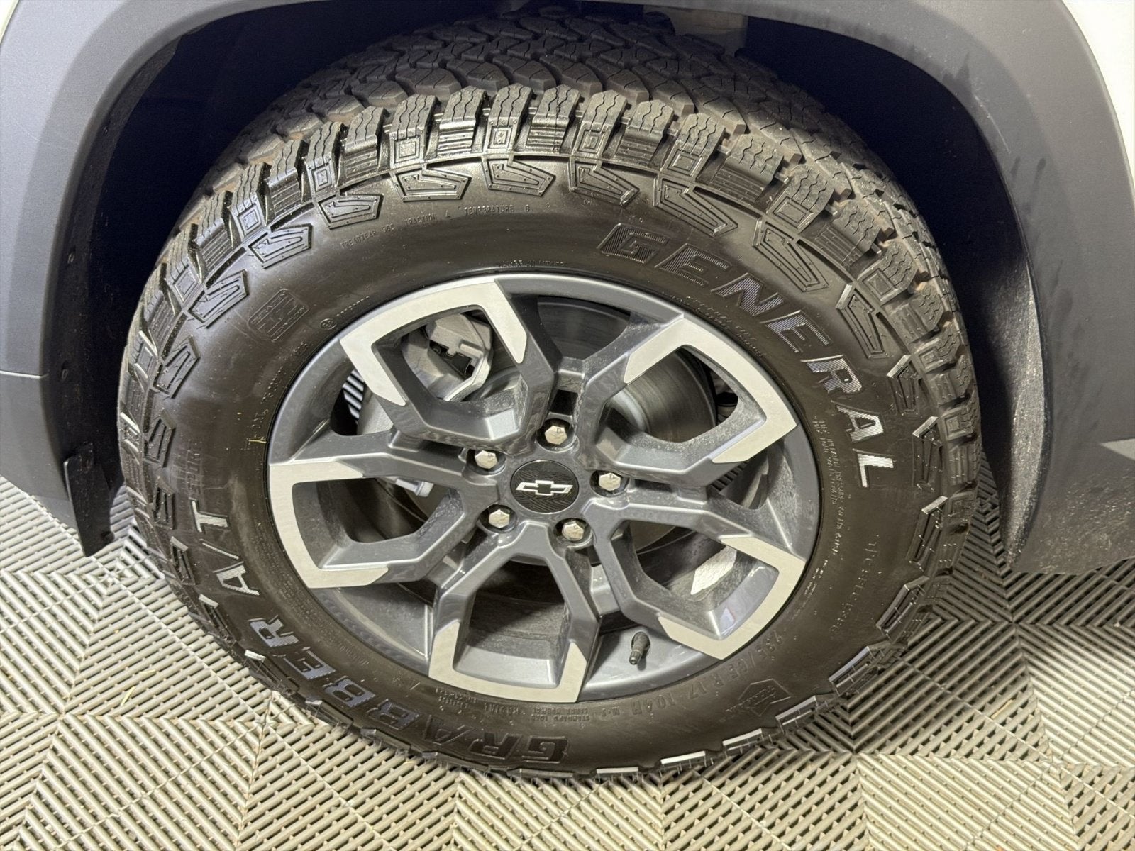 2027 Chevrolet Equinox ACTIV