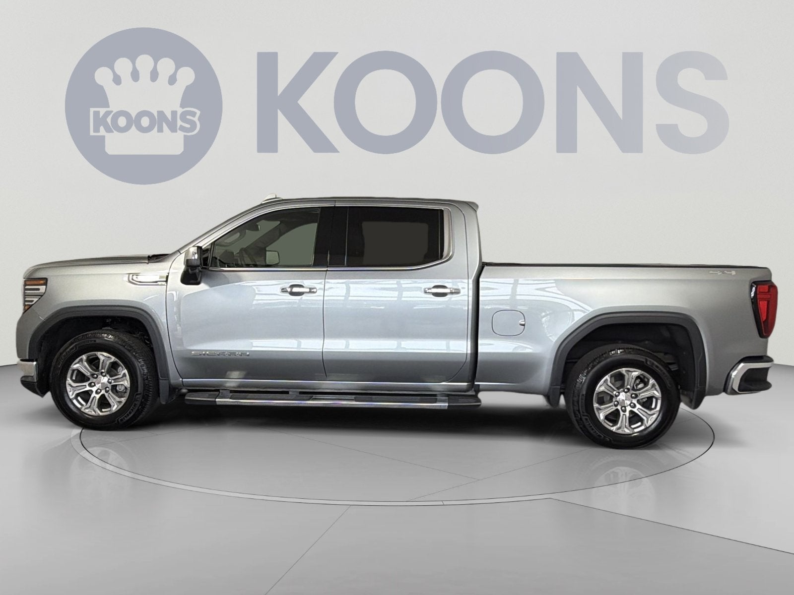 2024 GMC Sierra 1500 SLT