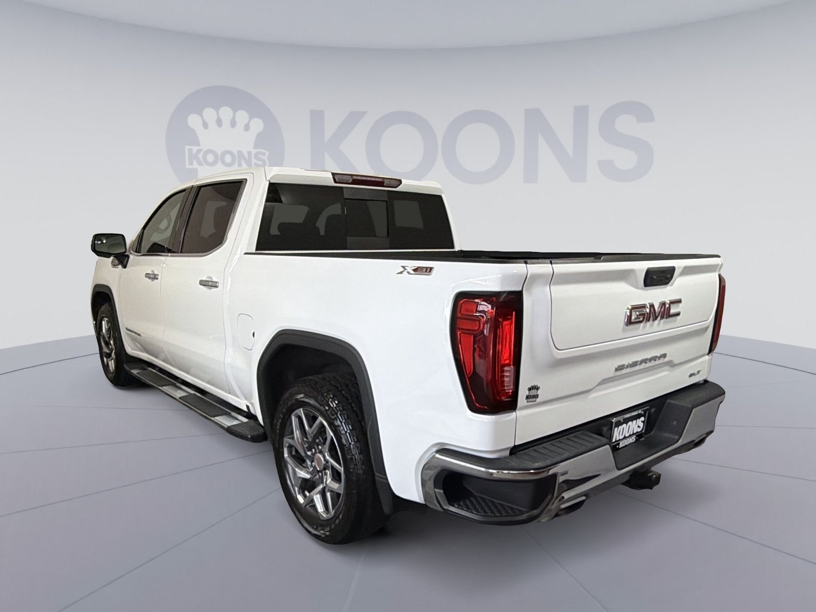 2023 GMC Sierra 1500 SLT