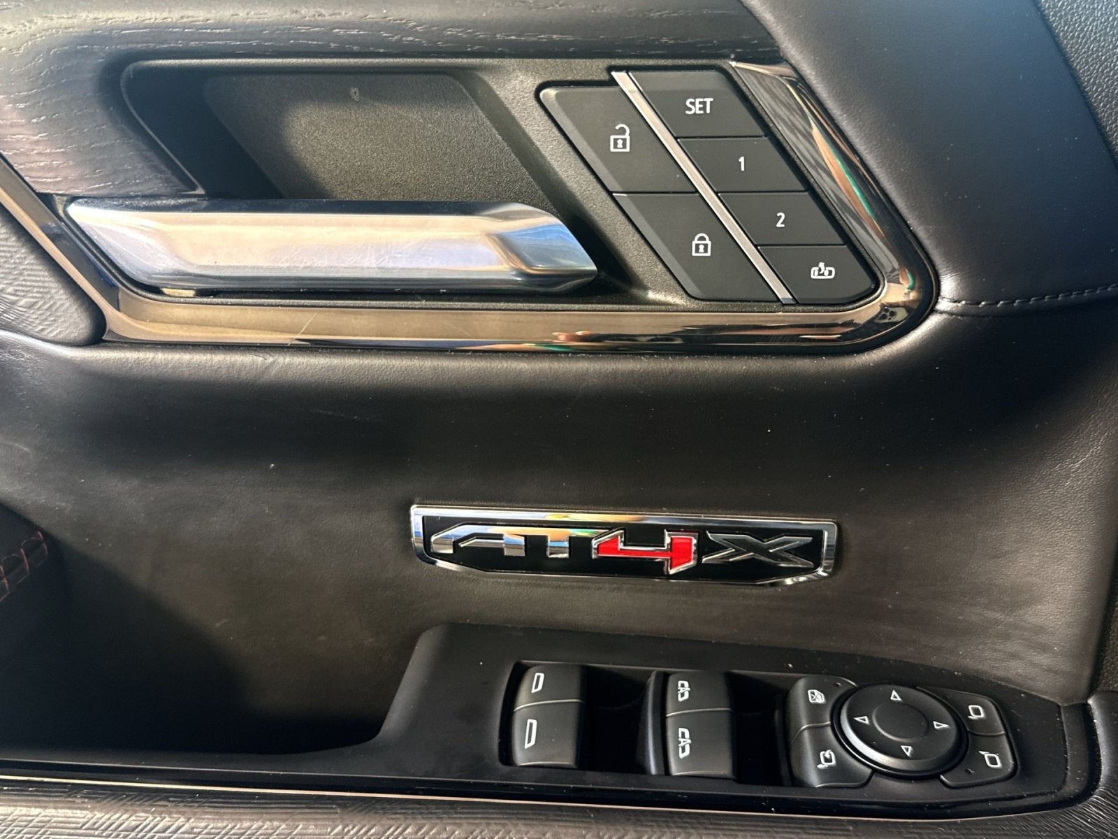 2023 GMC Sierra 1500 AT4X
