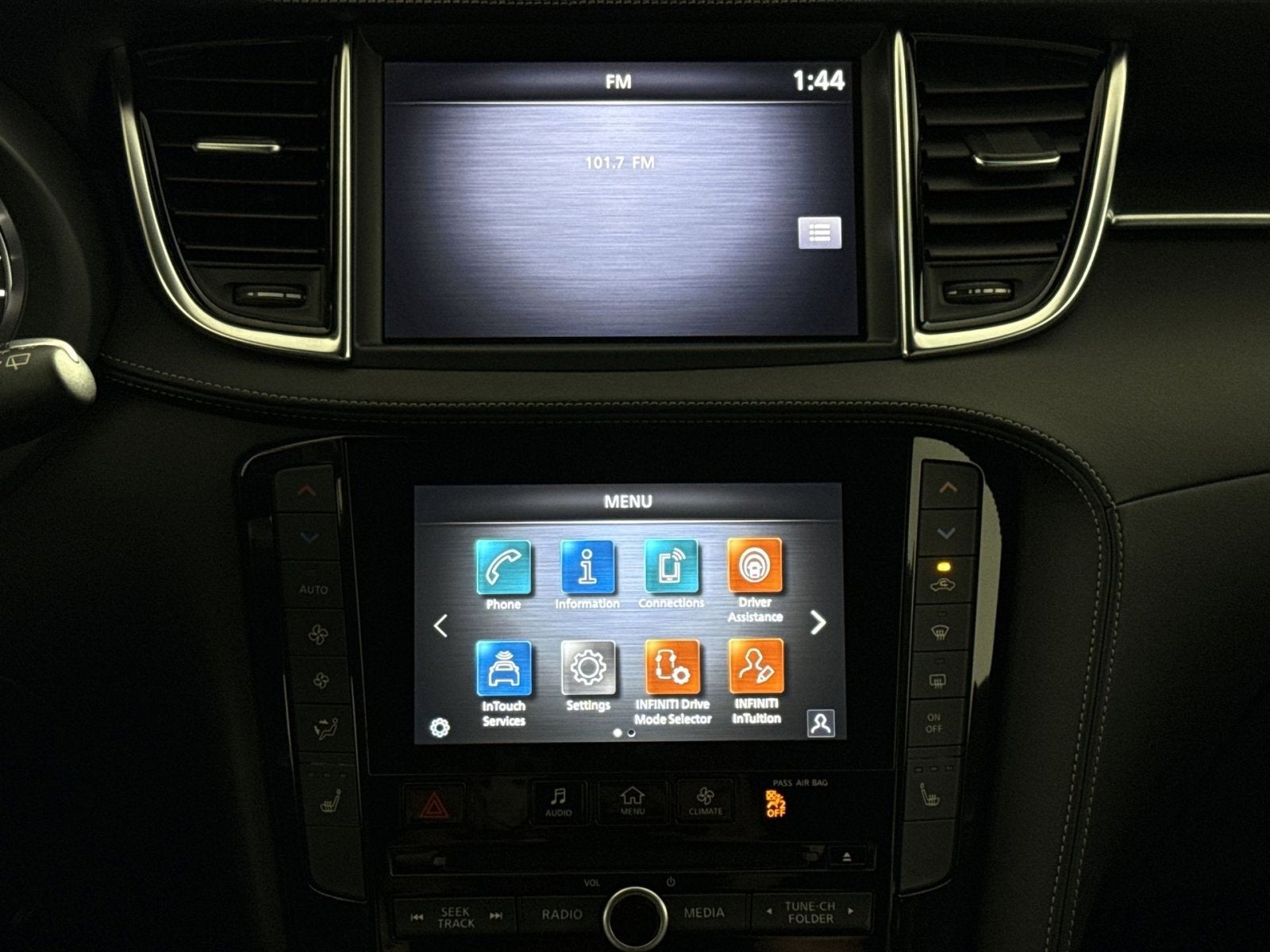 2025 INFINITI QX55 LUXE