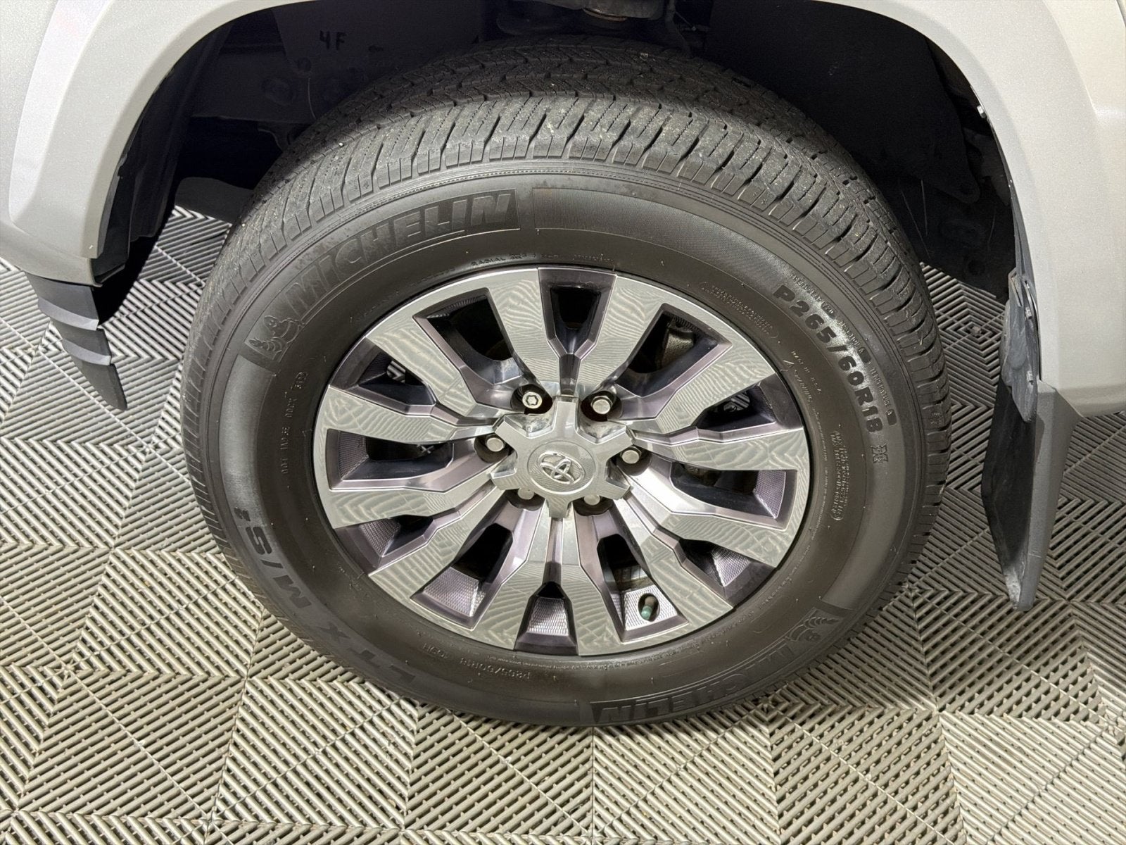 2023 Toyota Tacoma 2WD SR5