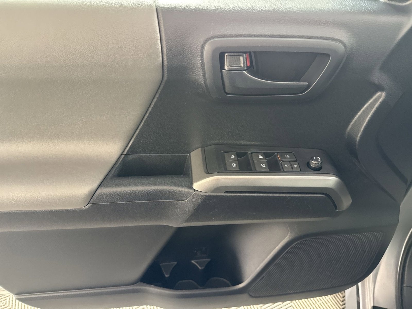 2019 Toyota Tacoma 4WD SR