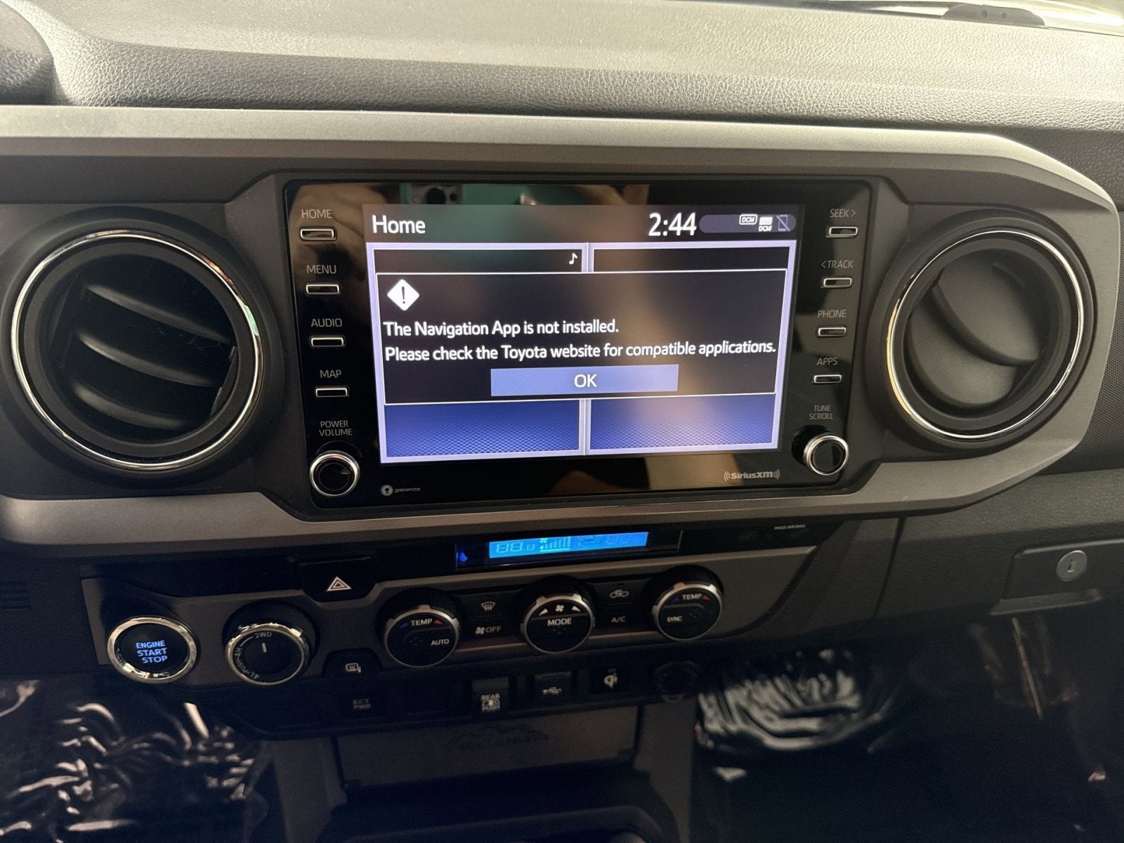 2022 Toyota Tacoma 4WD SR