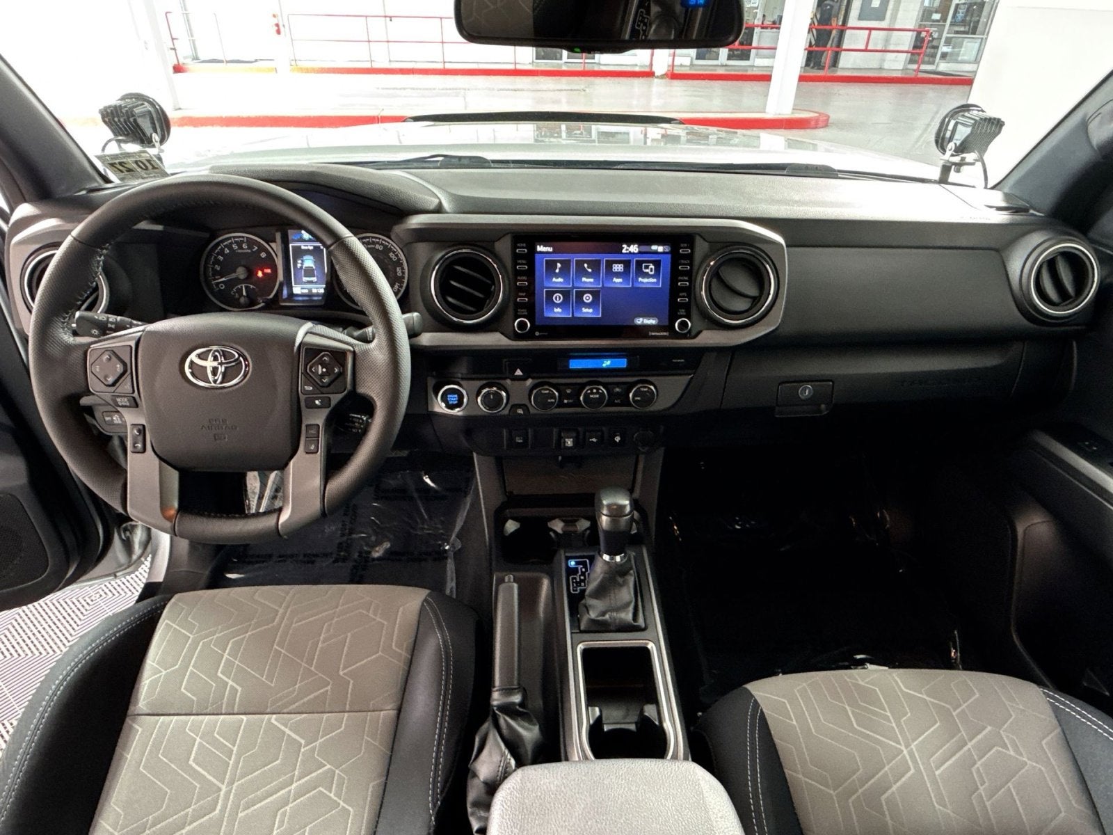 2022 Toyota Tacoma 4WD SR