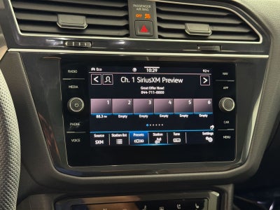2024 Volkswagen Tiguan SEL R-Line