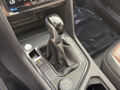 2024 Volkswagen Tiguan SEL R-Line
