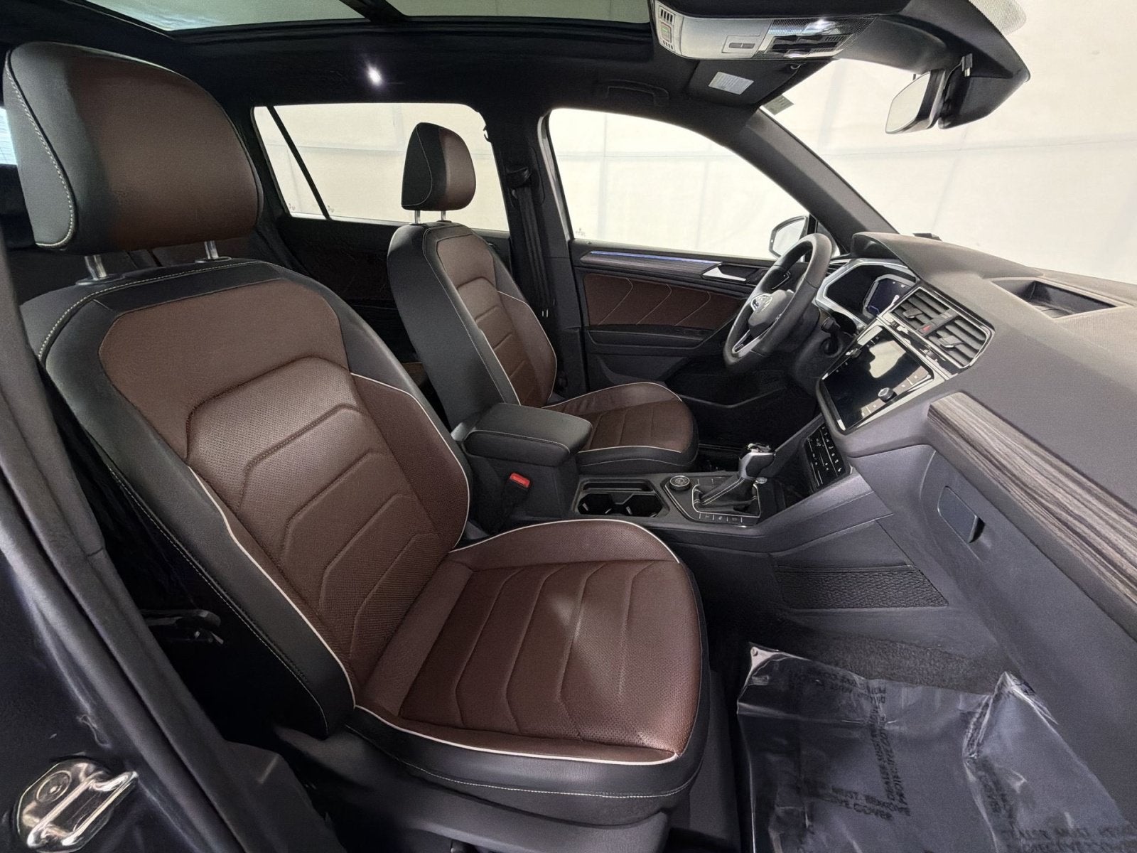 2024 Volkswagen Tiguan SEL R-Line