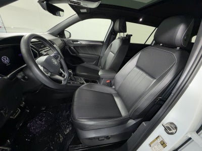 2023 Volkswagen Tiguan SE R-Line Black