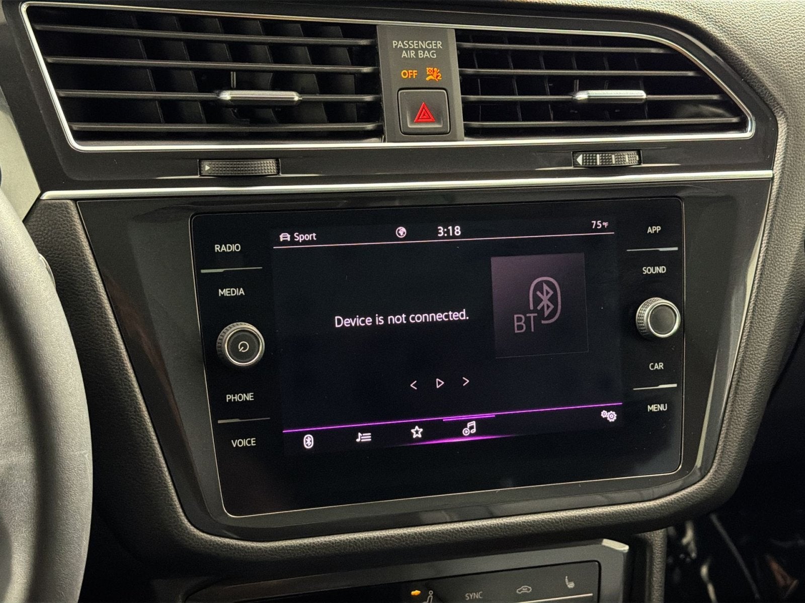 2023 Volkswagen Tiguan SE R-Line Black