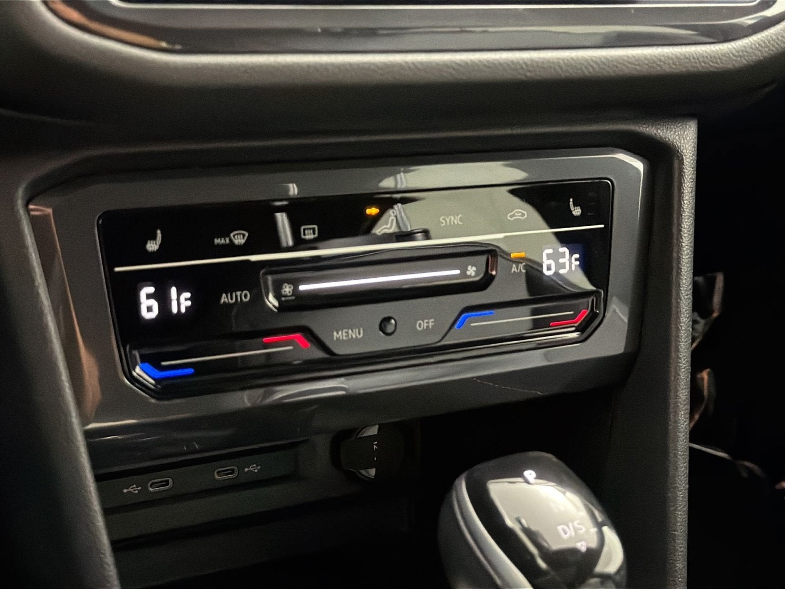 2023 Volkswagen Tiguan SE R-Line Black