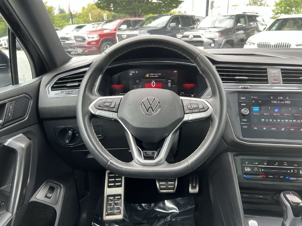 2023 Volkswagen Tiguan SE R-Line Black