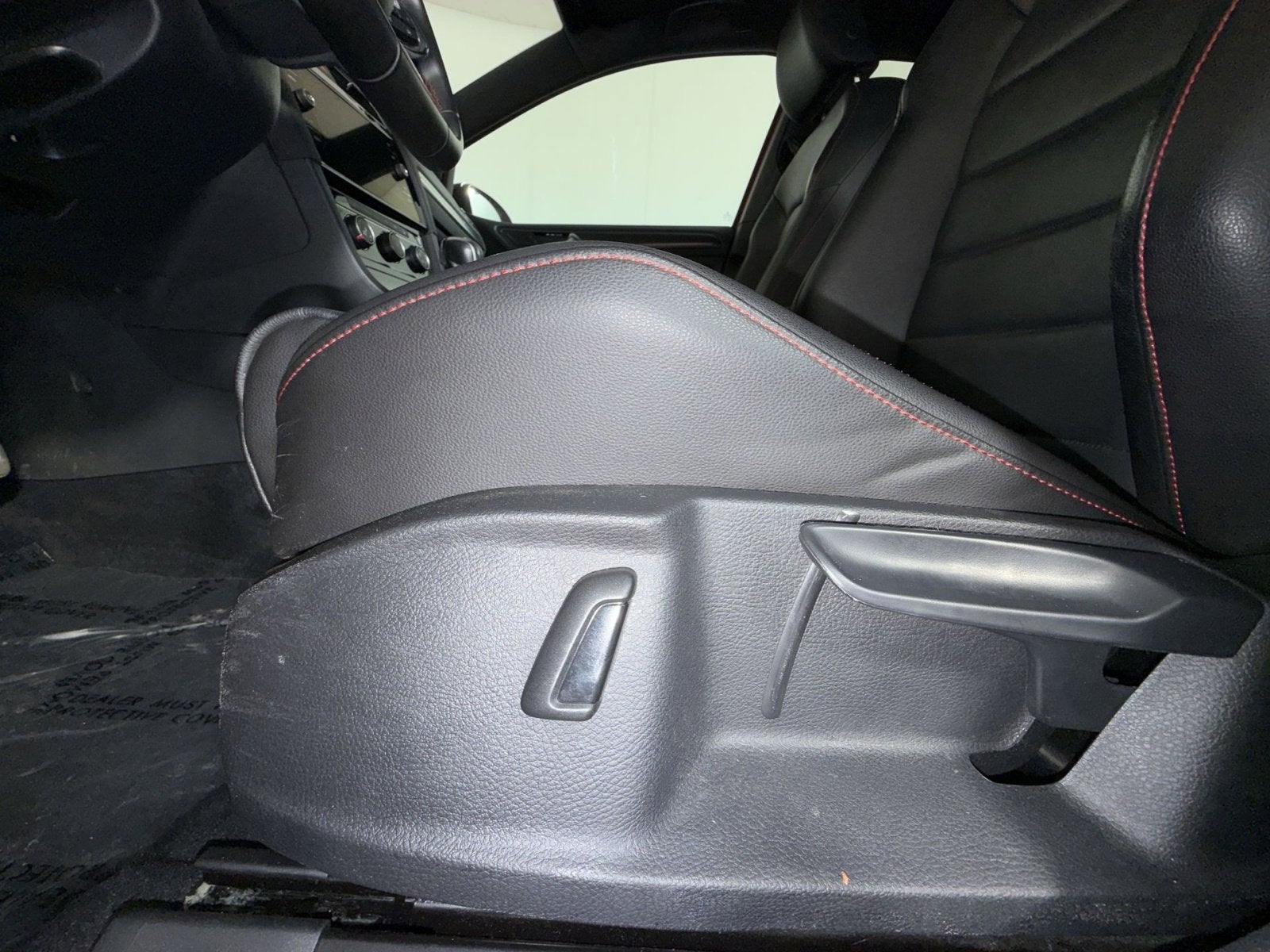 2021 Volkswagen Golf GTI S