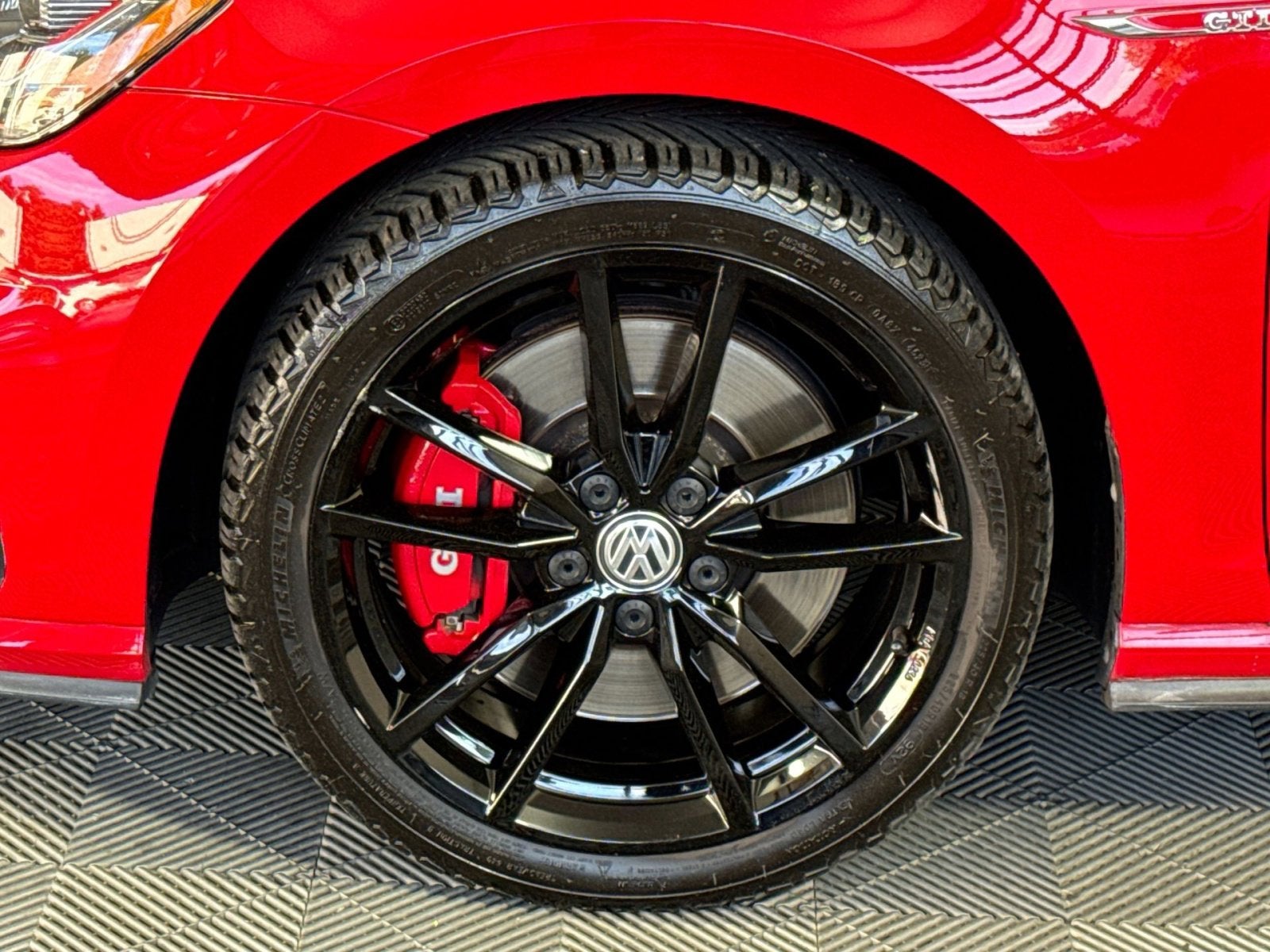 2021 Volkswagen Golf GTI S