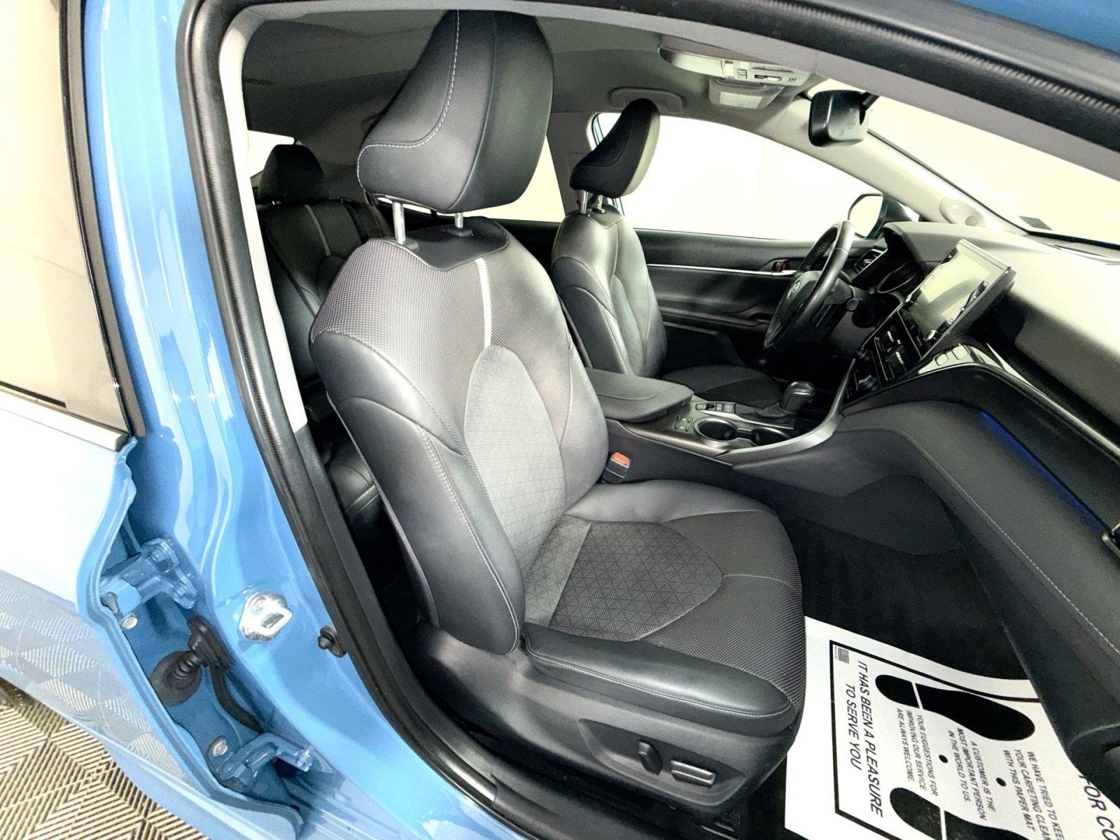 2023 Toyota Camry Hybrid XSE