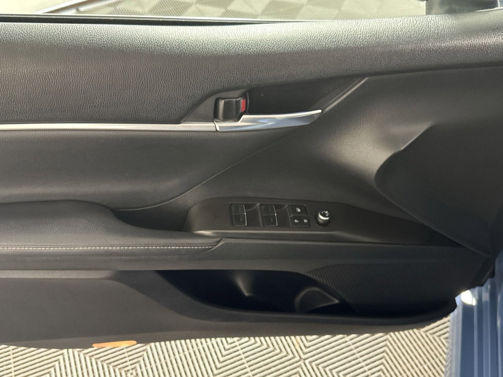 2023 Toyota Camry Hybrid XSE