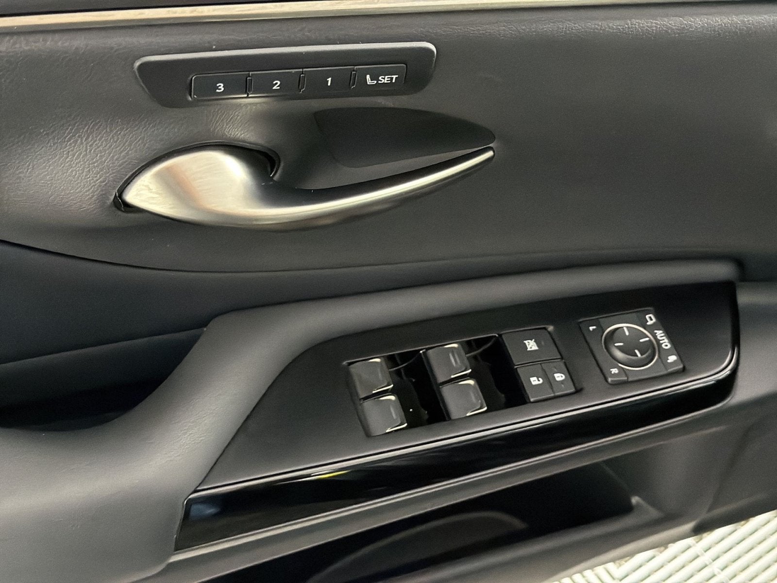 2022 Lexus ES ES 350