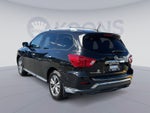 2017 Nissan Pathfinder SV